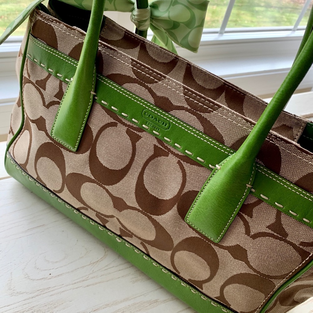 Extremely Rare Vintage!! Coach Madeline Zebra Stripe Tote ๐ - Picture 7 of 14